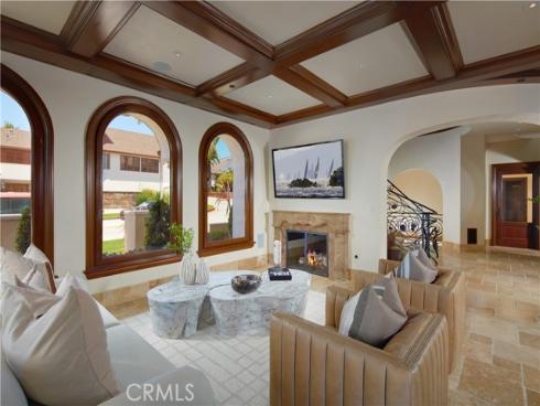 3300 Ocean Boulevard, Corona del Mar, CA