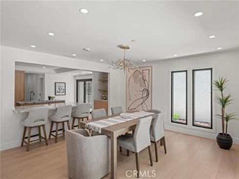 24 White Water Drive, Corona del Mar, CA