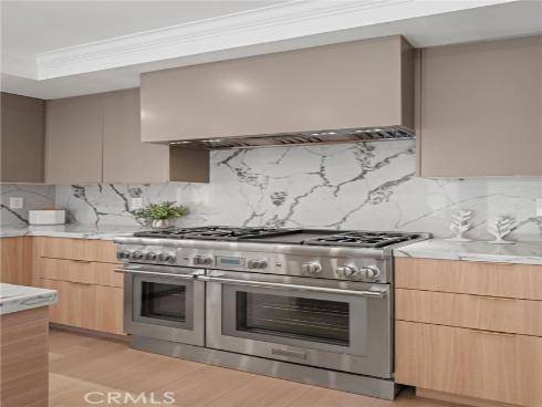 24 White Water Drive, Corona del Mar, CA