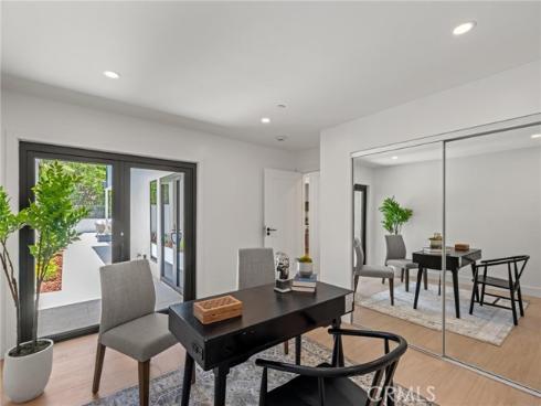 24 White Water Drive, Corona del Mar, CA