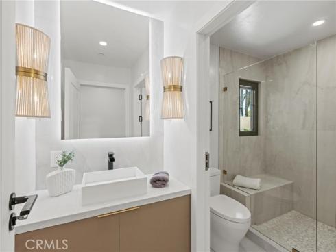 24 White Water Drive, Corona del Mar, CA