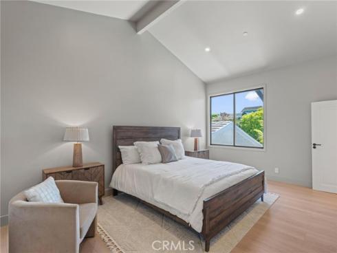 24 White Water Drive, Corona del Mar, CA