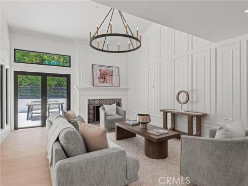 24 White Water Drive, Corona del Mar, CA