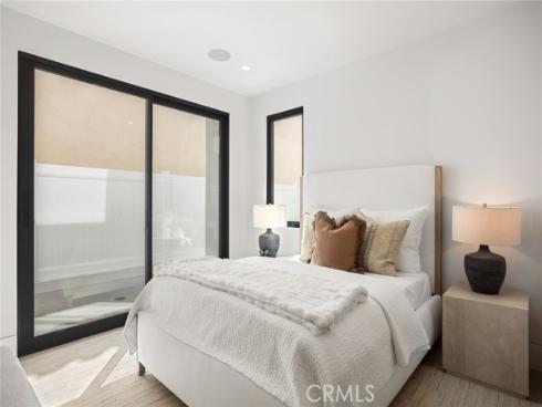 220  Carnation Ave.  , Corona del Mar, CA