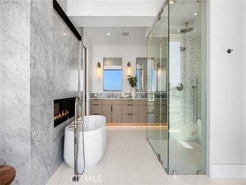 220  Carnation Ave.  , Corona del Mar, CA