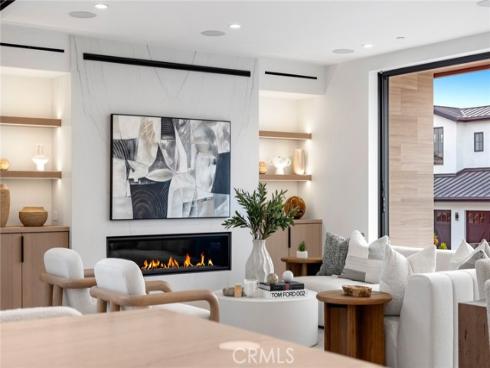 220  Carnation Ave.  , Corona del Mar, CA