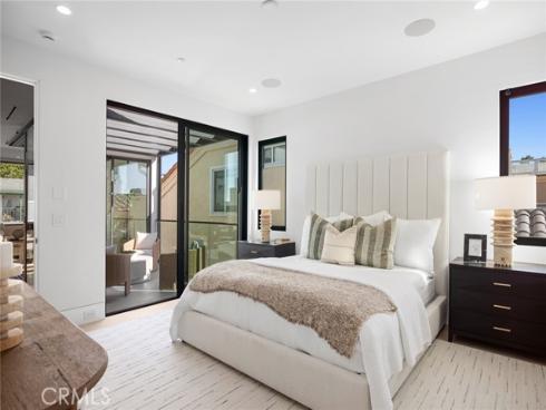 2501  Seaview Ave  , Corona del Mar, CA