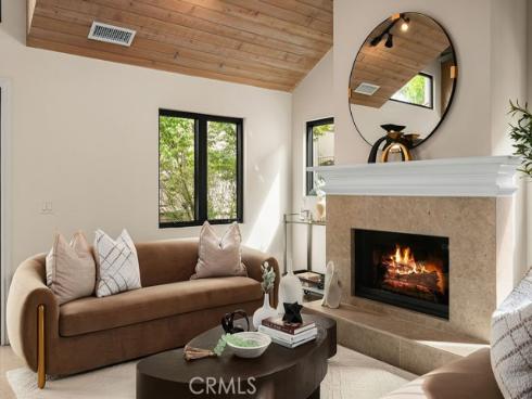 441 Goldenrod Avenue, Corona del Mar, CA