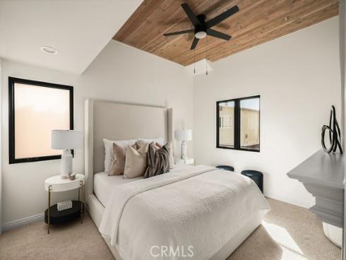 441 Goldenrod Avenue, Corona del Mar, CA