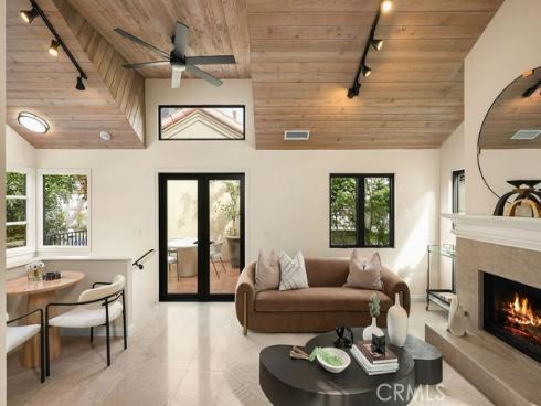 441 Goldenrod Avenue, Corona del Mar, CA