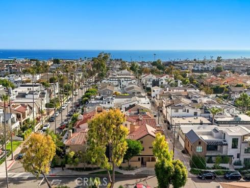 441 Goldenrod Avenue, Corona del Mar, CA