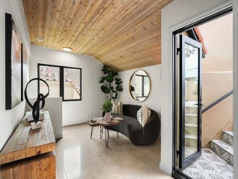 441 Goldenrod Avenue, Corona del Mar, CA