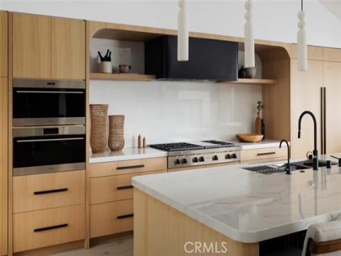 919 Sandcastle Drive, Corona del Mar, CA