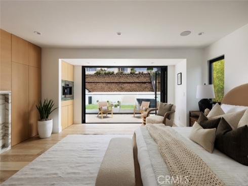 919 Sandcastle Drive, Corona del Mar, CA