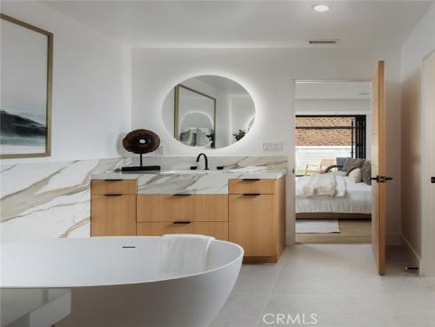 919 Sandcastle Drive, Corona del Mar, CA