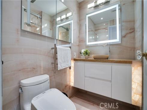 2525 Ocean C-1 Boulevard, Corona del Mar, CA