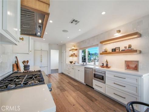 1120  Dolphin  , Corona del Mar, CA