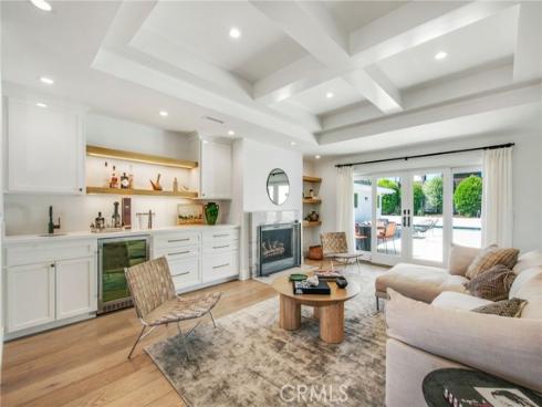 1120  Dolphin  , Corona del Mar, CA