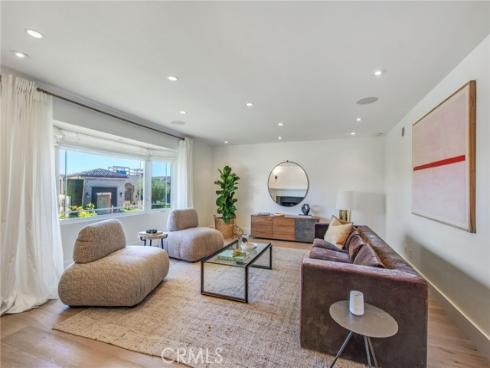 1120  Dolphin  , Corona del Mar, CA