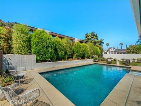 1120  Dolphin  , Corona del Mar, CA