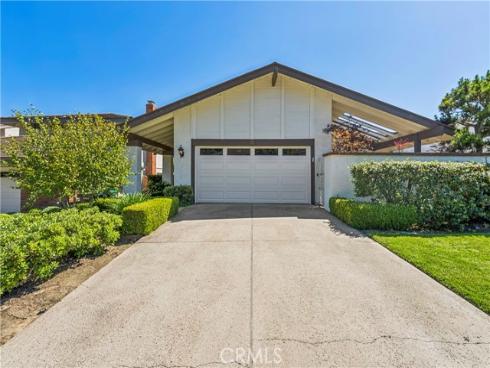 34 Mainsail Drive, Corona del Mar, CA