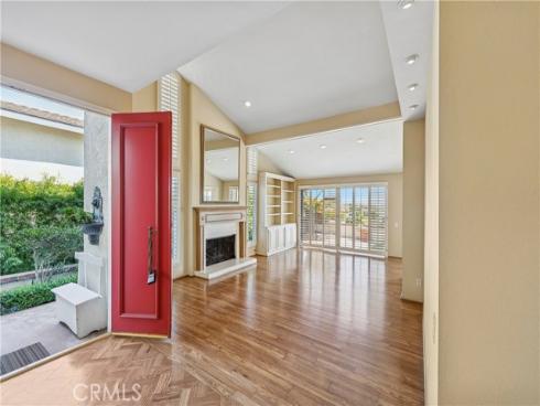 34 Mainsail Drive, Corona del Mar, CA