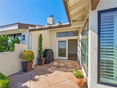 34 Mainsail Drive, Corona del Mar, CA