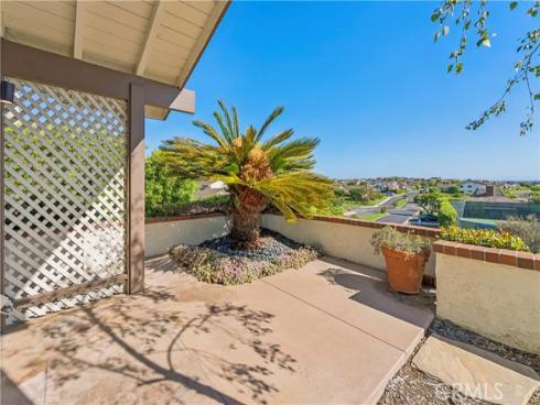 34 Mainsail Drive, Corona del Mar, CA