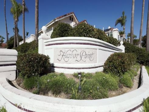 19  Harbor Pointe  , Corona del Mar, CA
