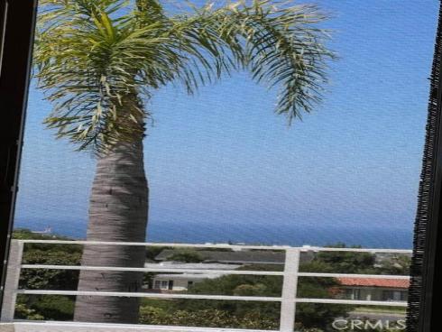 19  Harbor Pointe  , Corona del Mar, CA