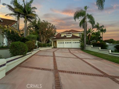 19  Harbor Pointe  , Corona del Mar, CA