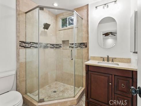 19  Harbor Pointe  , Corona del Mar, CA