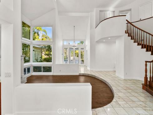 19  Harbor Pointe  , Corona del Mar, CA