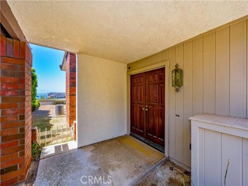 21  Beachcomber   Drive, Corona del Mar, CA