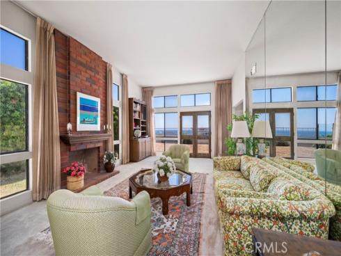 21  Beachcomber   Drive, Corona del Mar, CA