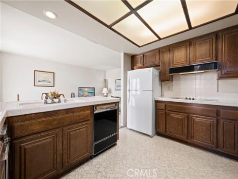 21  Beachcomber   Drive, Corona del Mar, CA