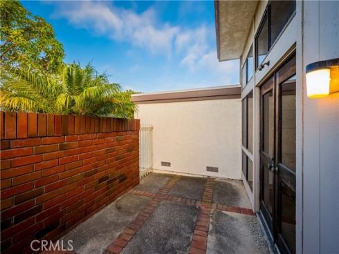 21  Beachcomber   Drive, Corona del Mar, CA