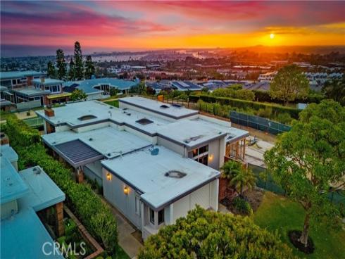 21  Beachcomber   Drive, Corona del Mar, CA