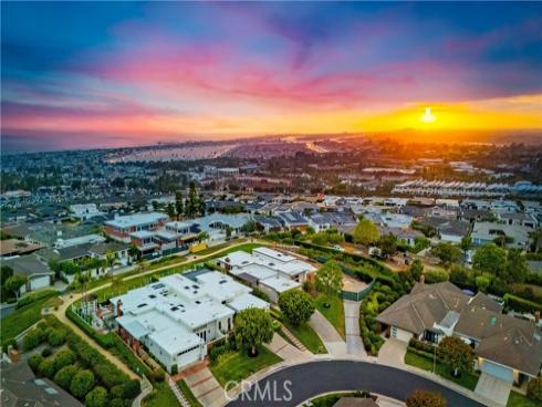 21  Beachcomber   Drive, Corona del Mar, CA