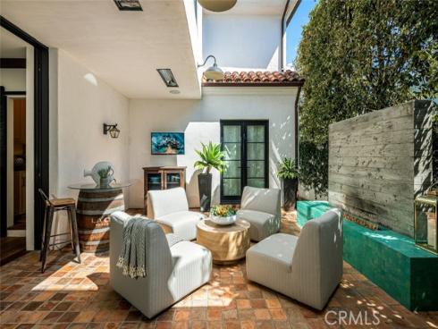 616 Narcissus Avenue, Corona del Mar, CA