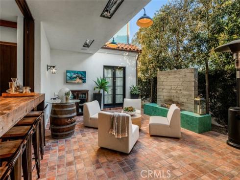 616 Narcissus Avenue, Corona del Mar, CA