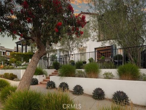 616 Narcissus Avenue, Corona del Mar, CA