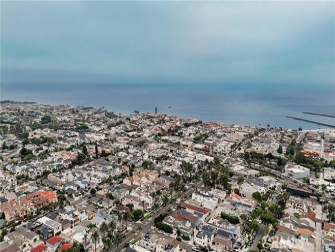 613  Larkspur   Avenue, Corona del Mar, CA