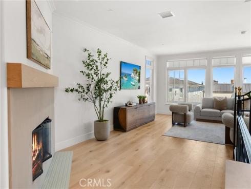 302  Carnation   Avenue, Corona del Mar, CA