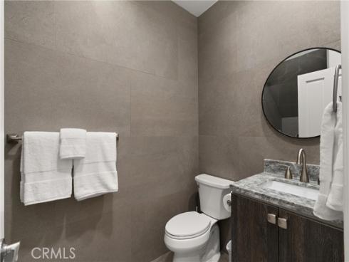 302  Carnation   Avenue, Corona del Mar, CA