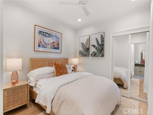 302  Carnation   Avenue, Corona del Mar, CA