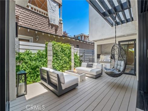 426  Marguerite  , Corona del Mar, CA