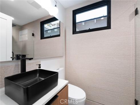 426  Marguerite  , Corona del Mar, CA