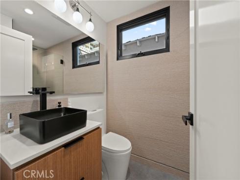 426  Marguerite  , Corona del Mar, CA