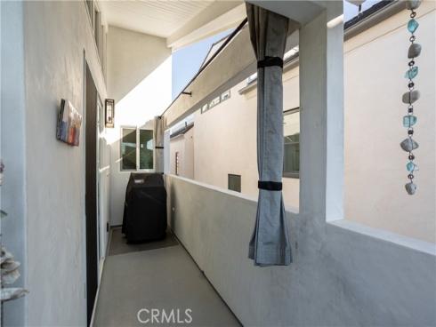 410 Poinsettia Avenue, Corona del Mar, CA